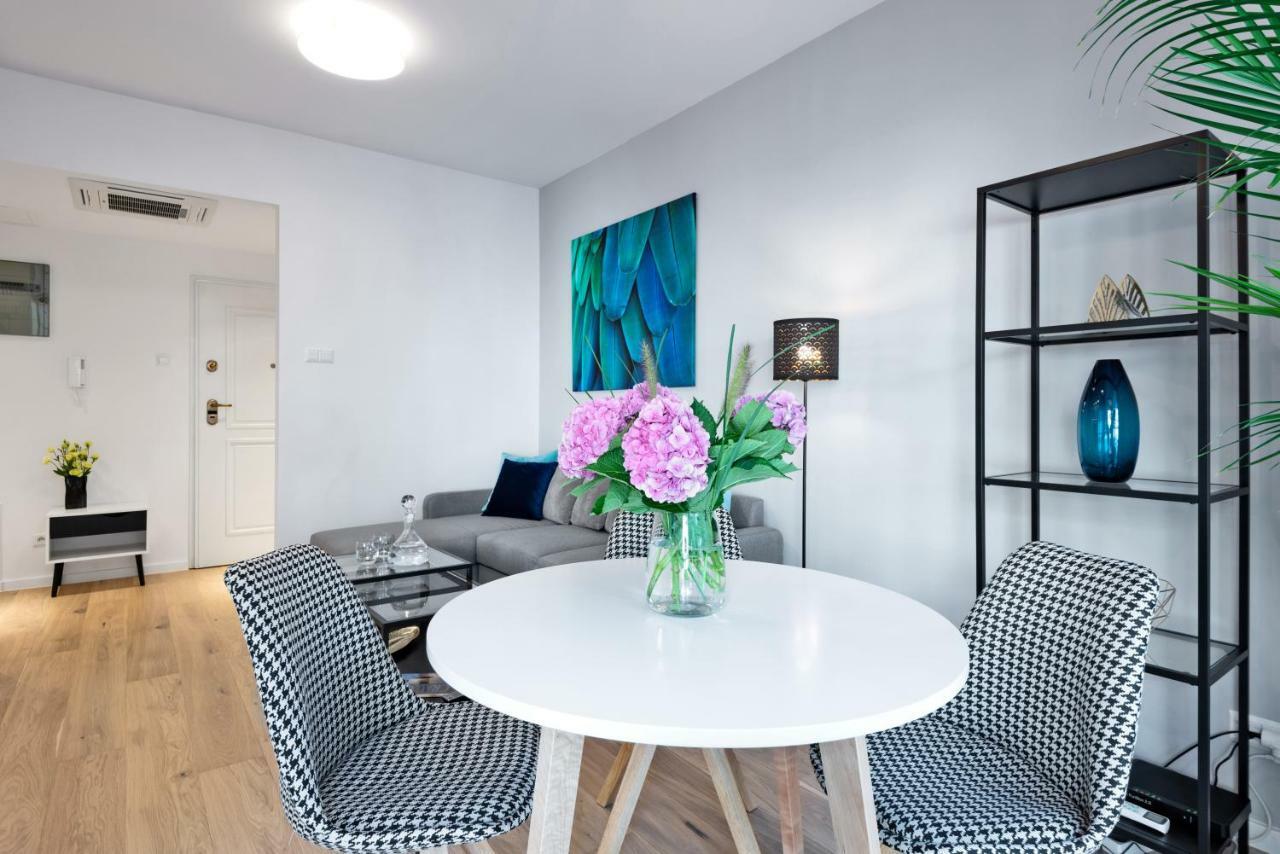 Kopernika8 Miro Apartment With Balcony And Ac Krakow Ngoại thất bức ảnh